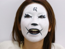 コスプレ・ものまね・余興の白塗りメイクの方法と商品紹介|完成
